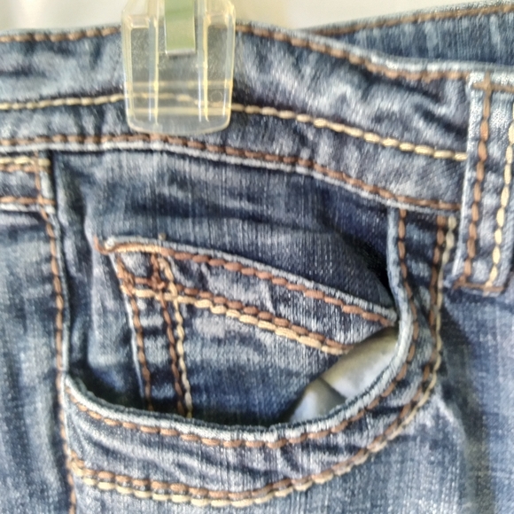 See Thru Soul Jeans Womens Size 31 Embroidered Med Wash Straight Leg - Picture 4 of 7